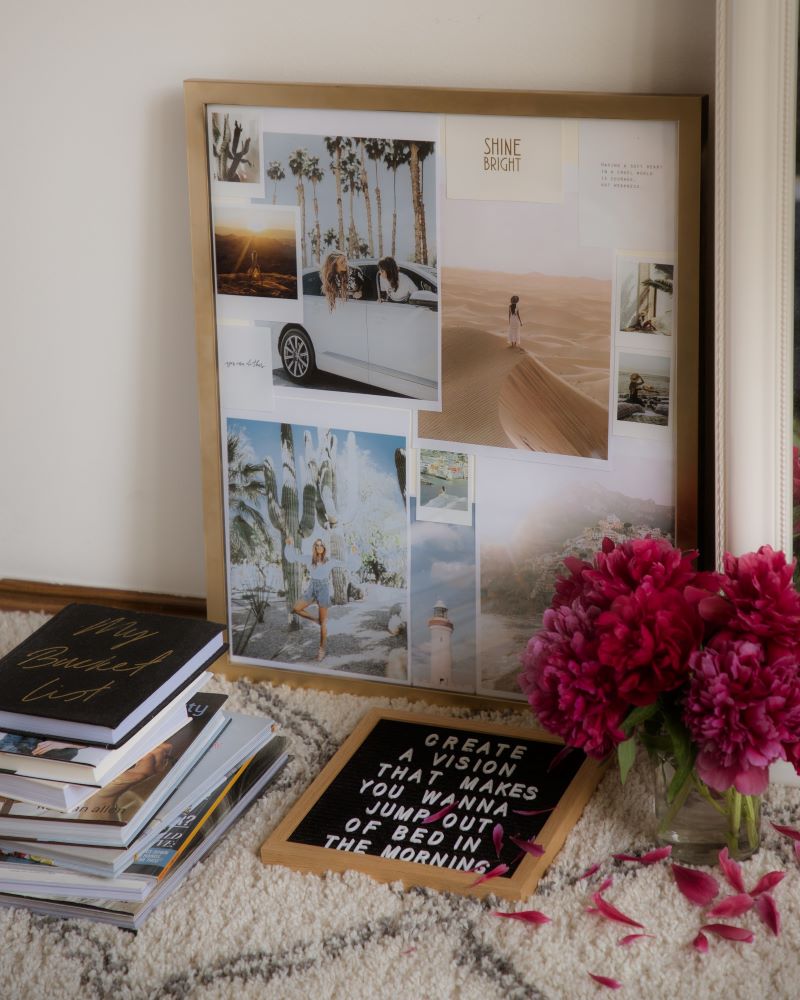 How To Create A Vision Board to Manifest